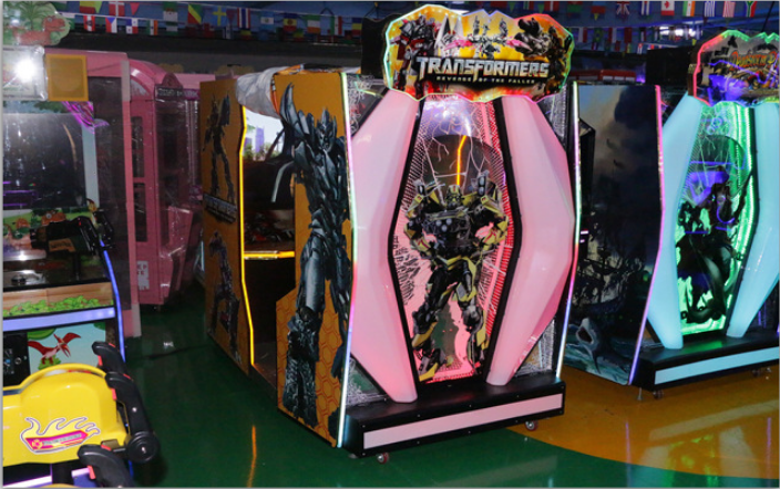 Indoor video arcade game transformers shooting machine simulator arcade gun game machine for Adults