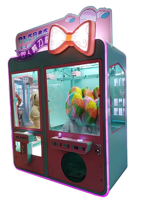 Dinibao Popular Double Cut Ur Prize Claw Game Machine For Sale