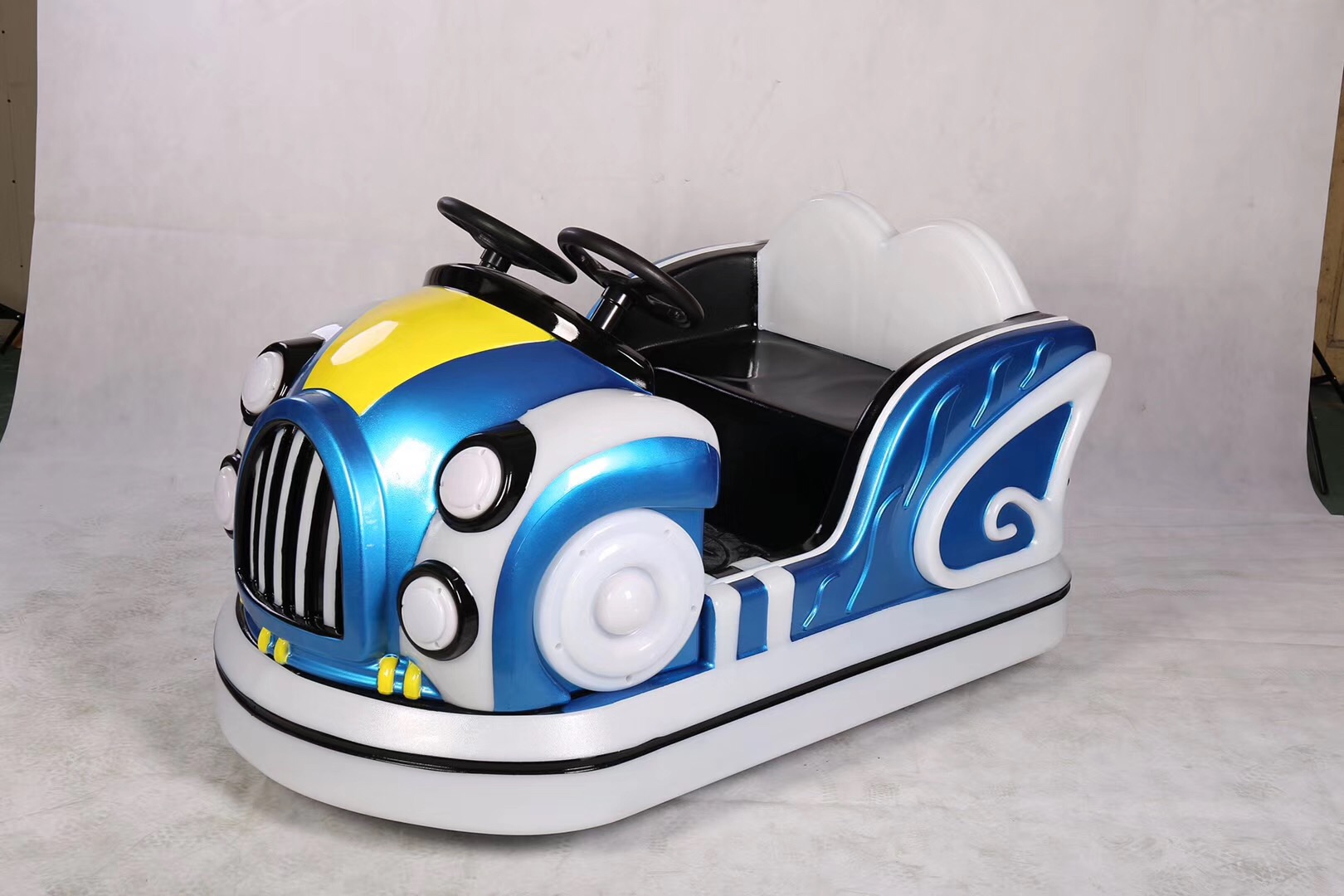 Indoor Playground Kids Phantom car Battery Car